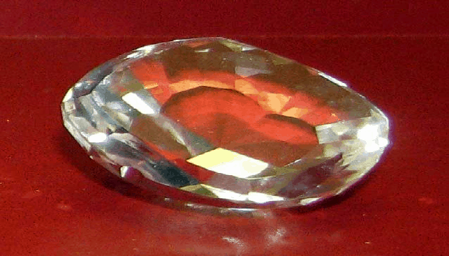 A glass copy of the Koh-i-Noor diamond