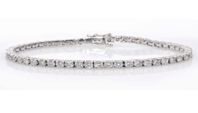 Diamond studded tennis bracelet of Edi Faltz