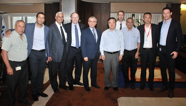 Right to left: Shai Schnitzer, Lin Qiang, Yaacov Ahron Shelly, Boaz Moldovsky, Weng Zuliang, Hezi Blum, Shmuel Schnitzer, Yorma Haimov, Meir Dalumi, Shnuel Mordechai