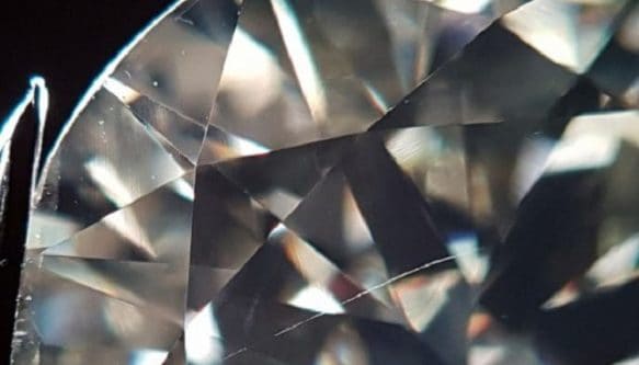THE HARMFUL WAYS OF IDENTIFYING NATURAL DIAMONDS - Israeli Diamond Industry