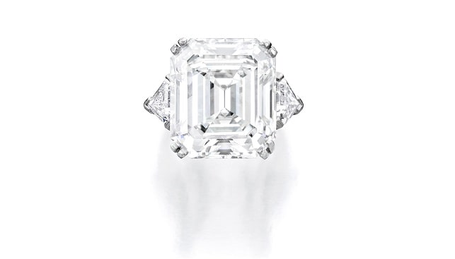 emerald-cut diamond ring