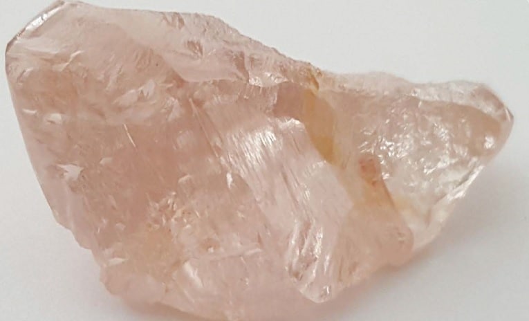 pink diamond lucapa angola