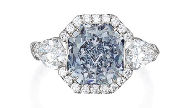 Intense Blue Diamond Ring