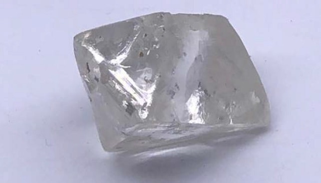 diamond ke kan ke