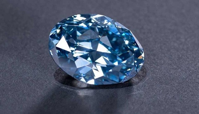 ODC SHOWS OFF "BOTSWANA'S BIGGEST BLUE DIAMOND EVER ...