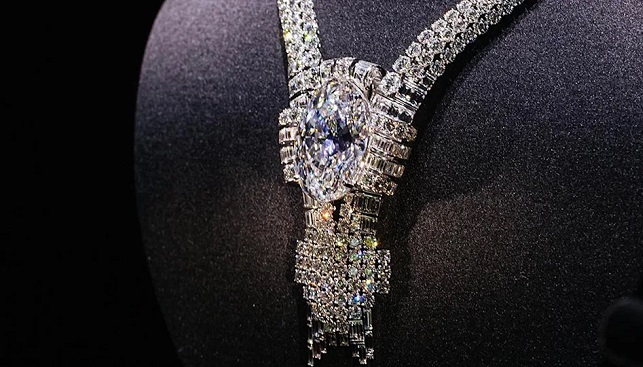 most expensive diamond pendant tiffanys