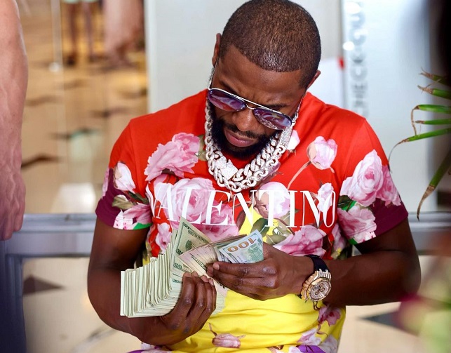 Floyd Mayweather Flaunts 18 Million Dollar Watch Israeli