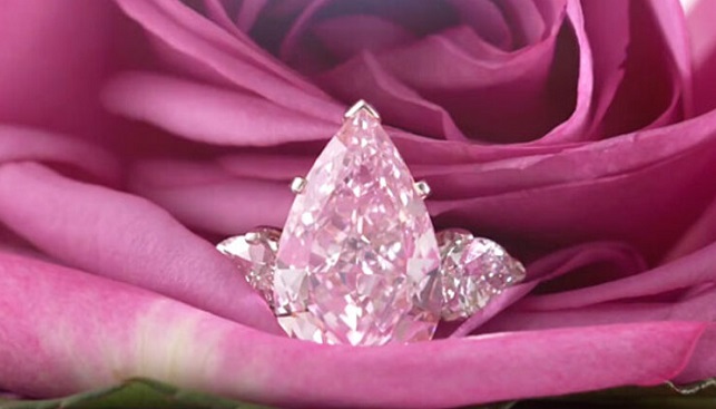 Fuchsia rose pink diamond 8.82 carat