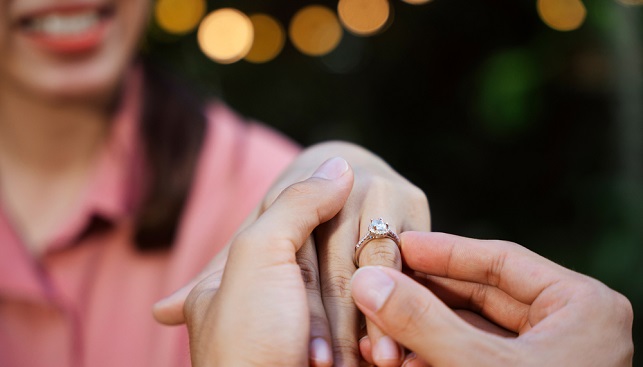 Engagement Ring diamond proposal