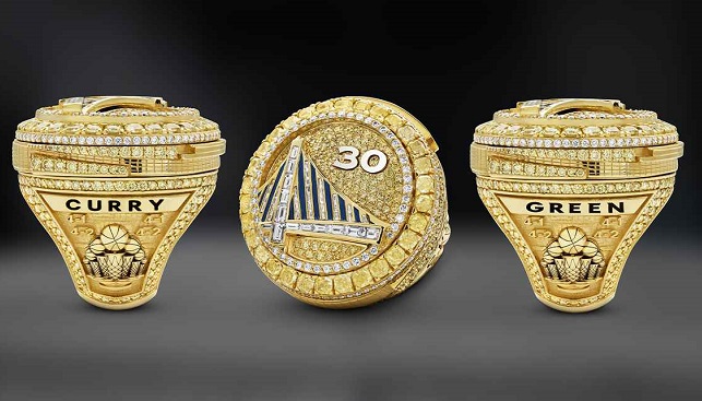 Golden State Warriors receive 2021-22 NBA Championship rings, feature 16  carats of yellow and white diamonds - ABC7 San Francisco