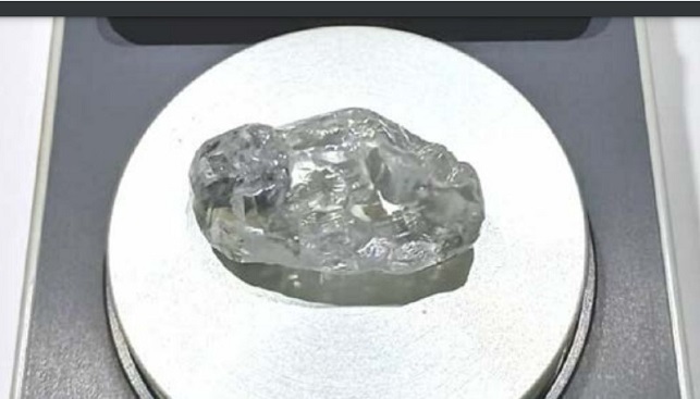 Lucapa Finds a Huge White Diamond at Lulo