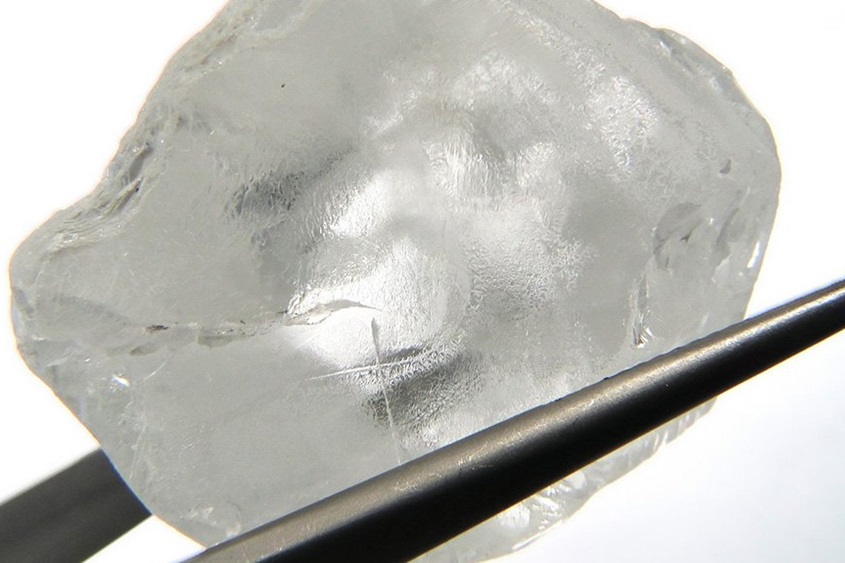 208 carat diamond from Lulo mine