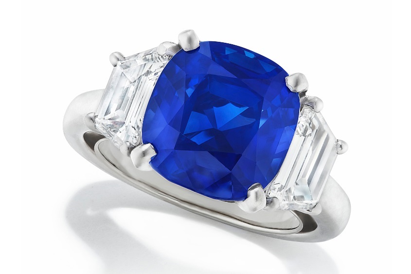 Kashmir Sapphire diamond ring