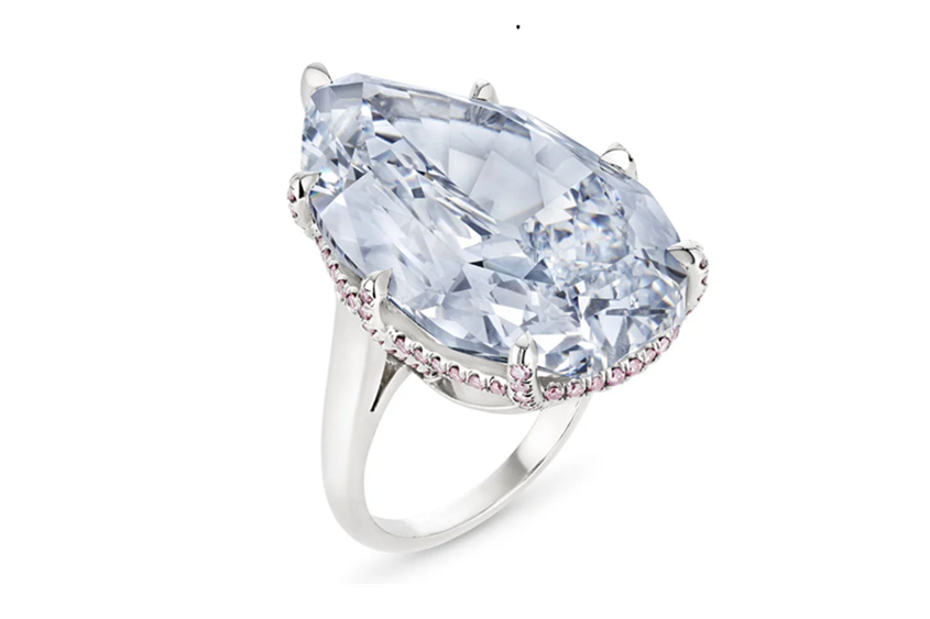 Blue Azure diamond ring (Christies)